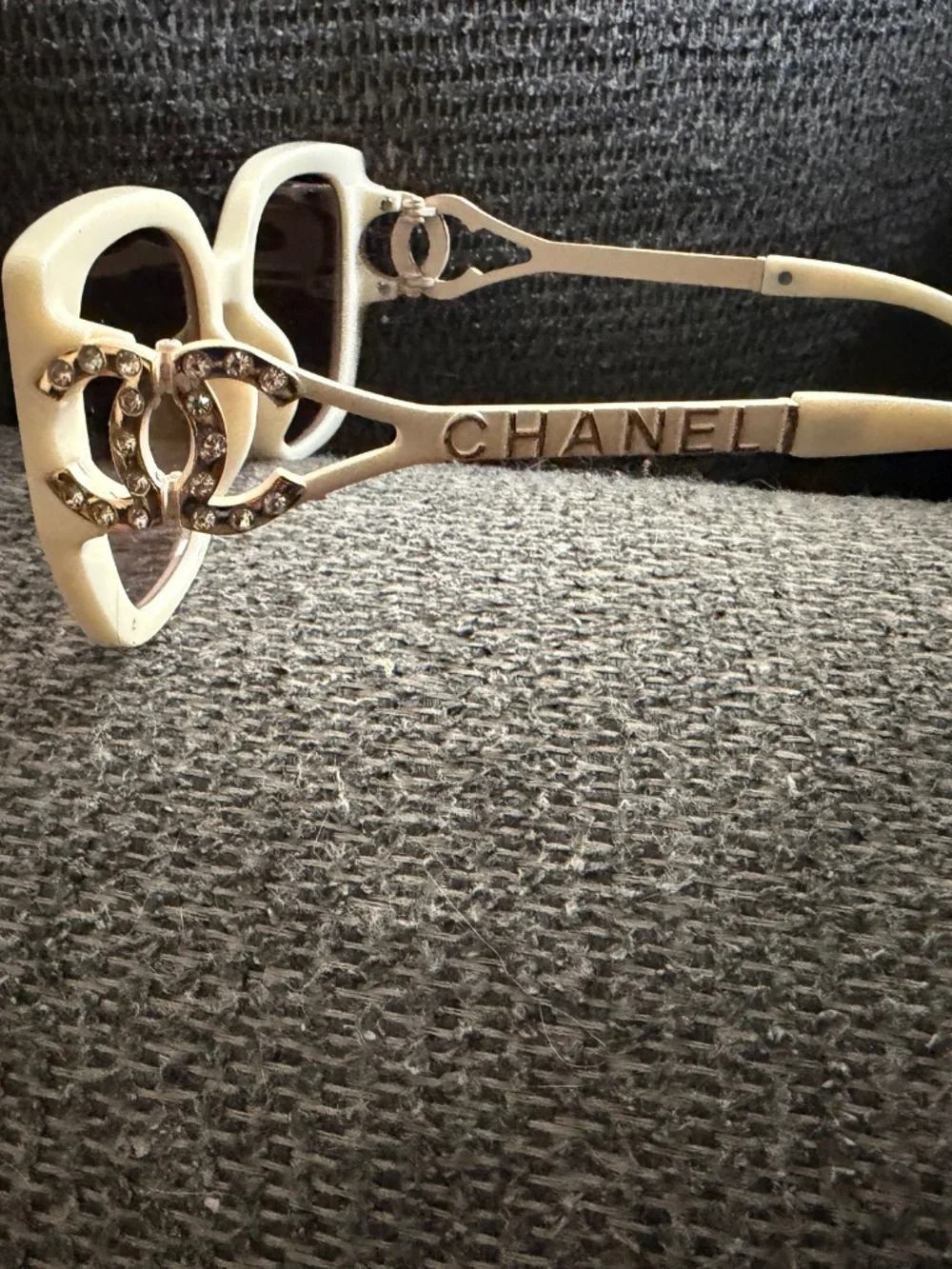 Sunglasses women